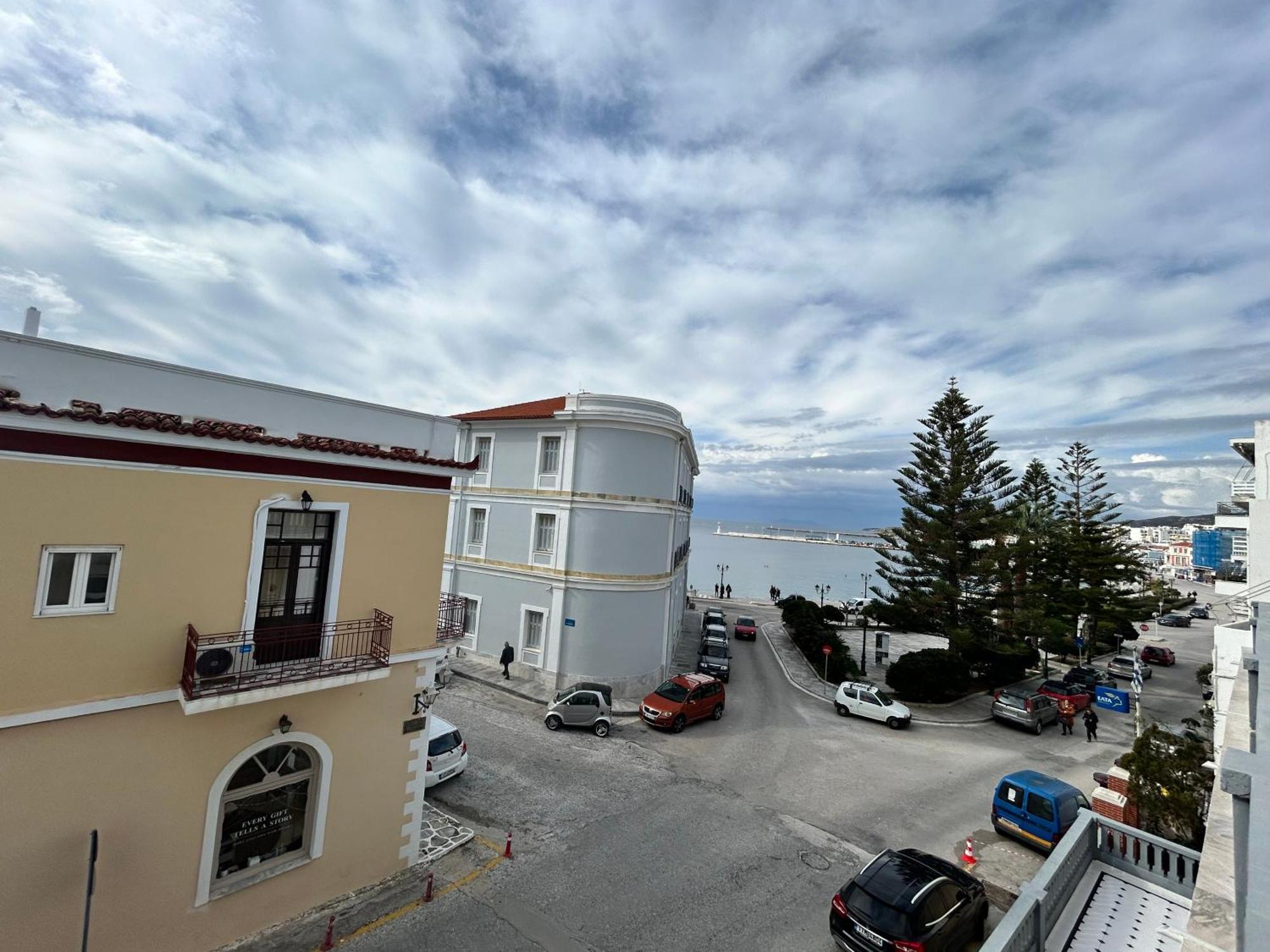 Tinion Urban Hotel Tínos Esterno foto